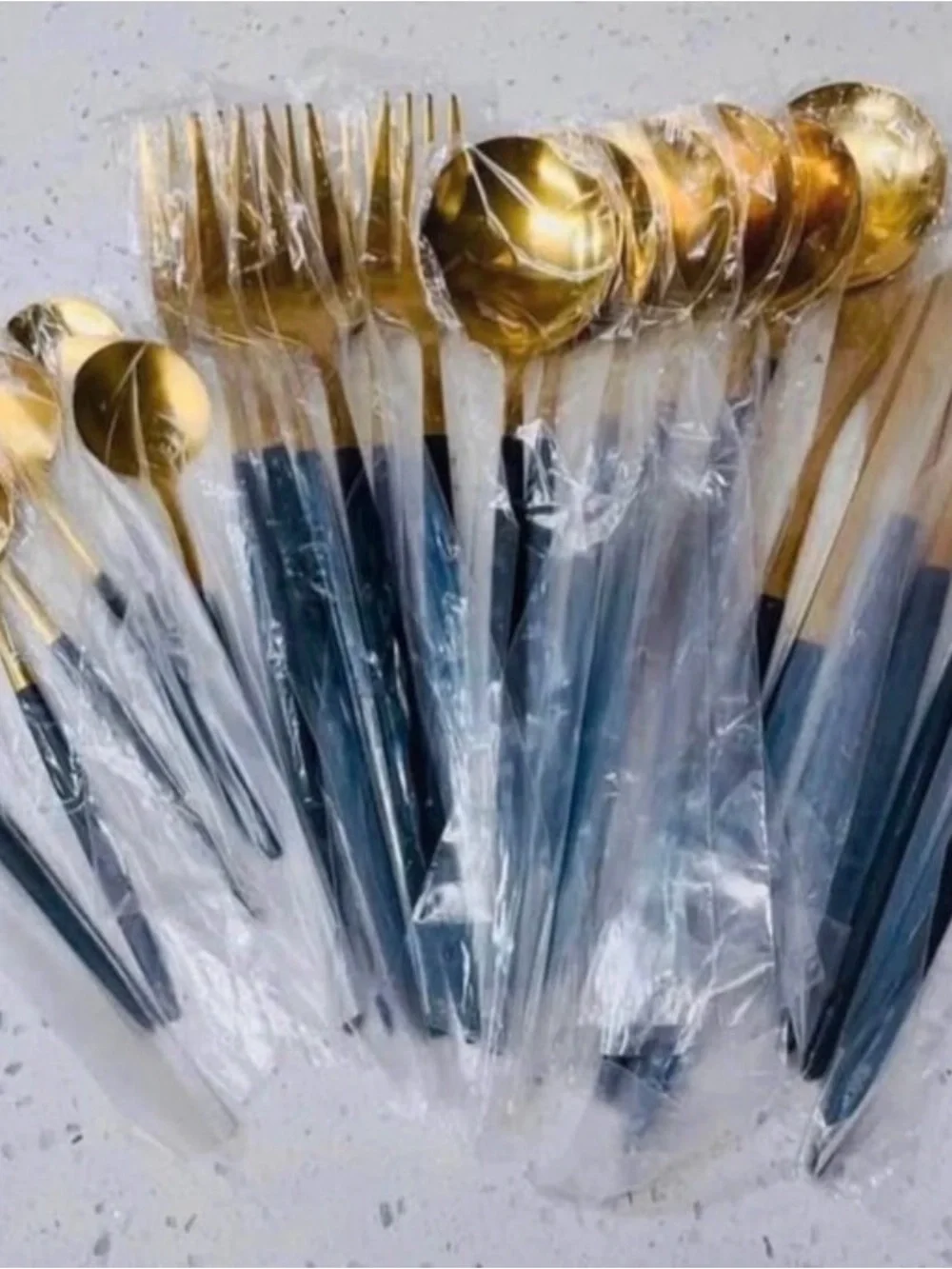 Stainless steel silverware set 24 pieces